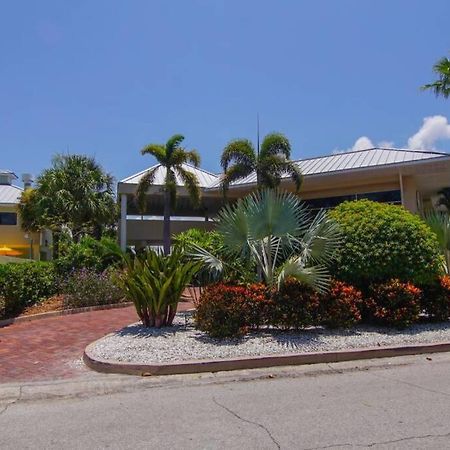 Sea Breeze, Studio 510, Beach Steps Away!+Pool+Wifi Ruskin Exterior foto